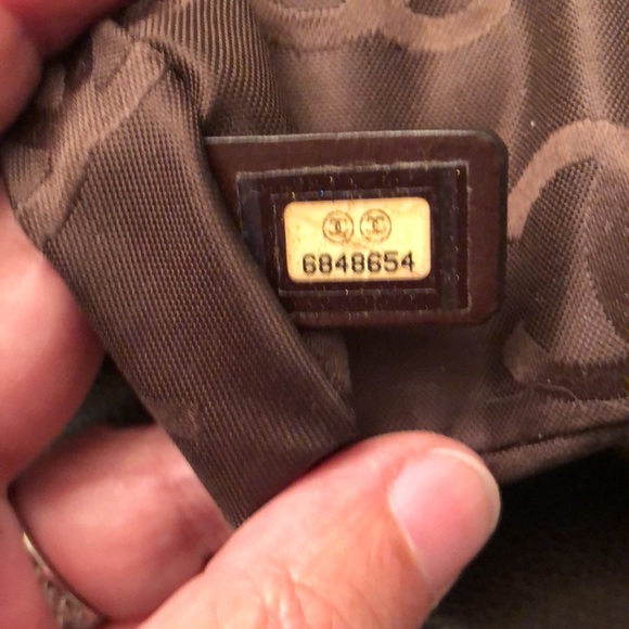 Chanel authentic vintage brown caviar tote. - Picture 4 of 8